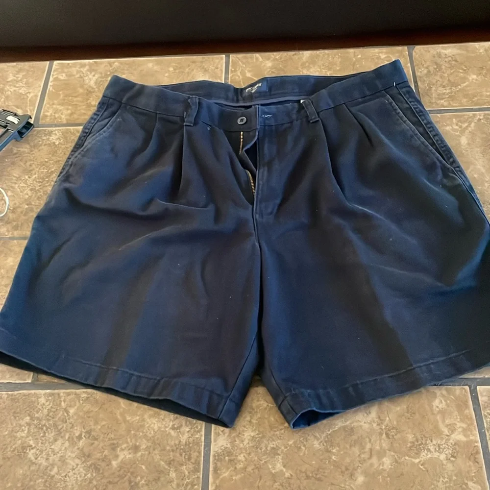 Dockers shorts - Picture 1 of 4